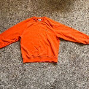 Nike size medium 2-3day shipping